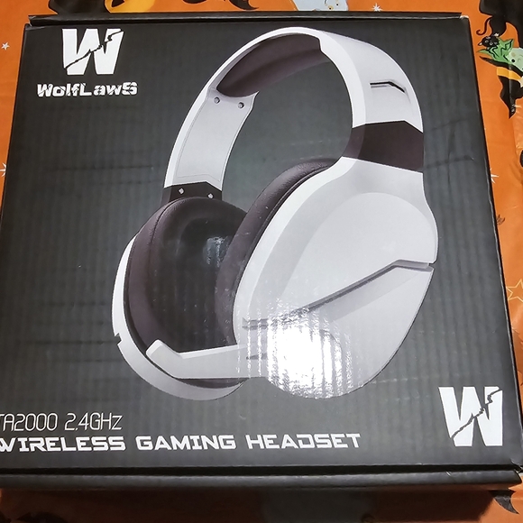 Wolflaws Wireless TA2000 2.4 GHz Gaming Headphones Noise Canceling Headset - Picture 1 of 6